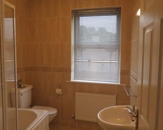 Modern Home in The Heart of Rosscarbery - Rosscarbery - Bad