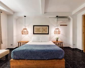 Cinco Hotel B&B - San Salvador - Bedroom
