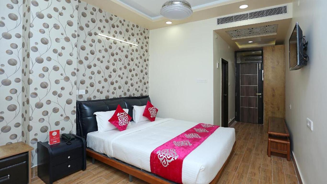Fabhotel Shree Pushpraj