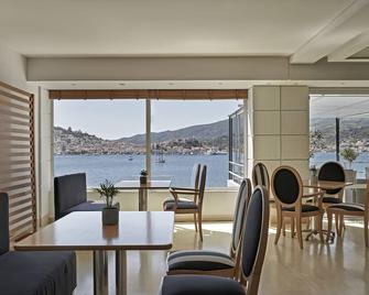 Xenia Poros Image Hotel - Póros - Bâtiment