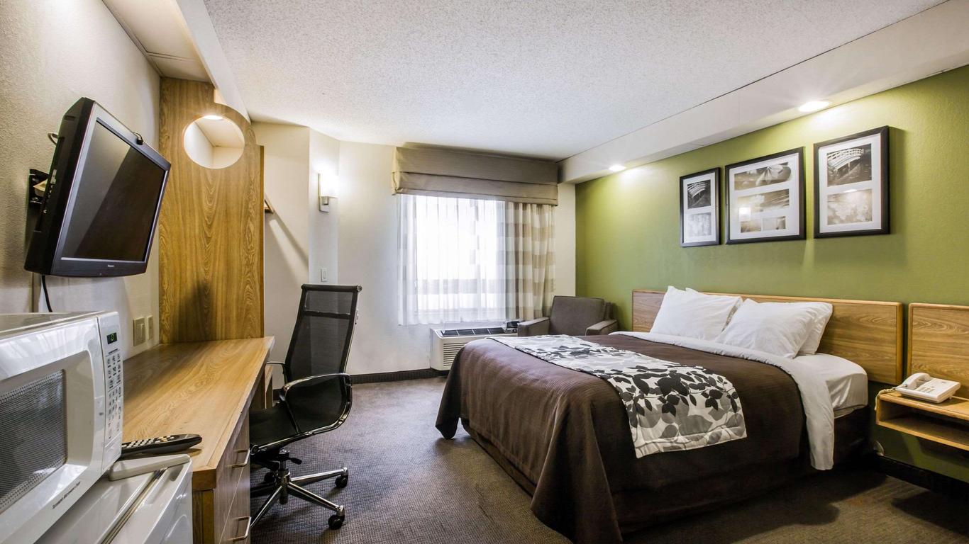 Rodeway Inn at Six Flags