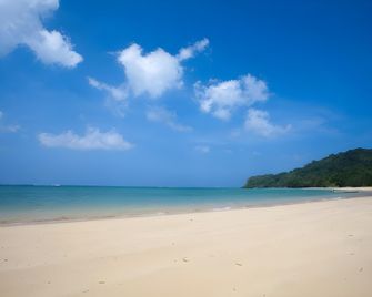 Iriomote Island Hotel - Taketomi - Strand