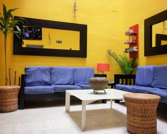 New Samay Hostel - סביליה (ספרד) - סלון