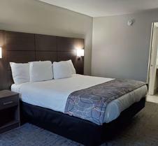 Days Inn & Suites by Wyndham Charleston Airport West