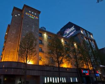 Opera 21 Hotel - Jeonju - Building