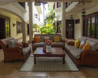 Hotel Boutique Villas Segovia Cozumel - Cozumel - Patio