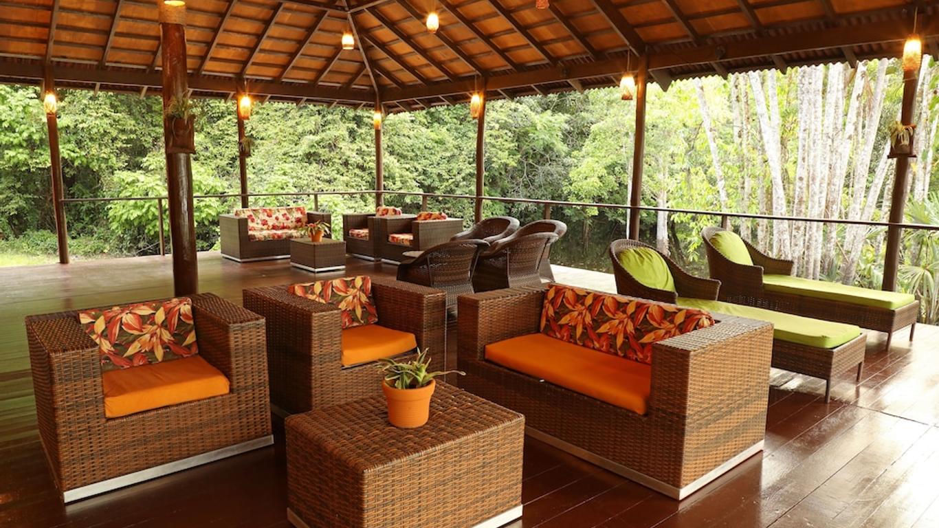 أمازون إيكوبارك جانجل لودج