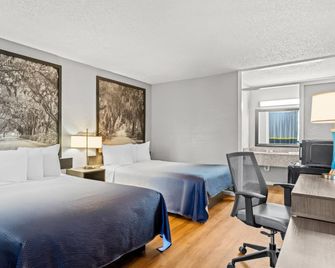 Super 8 by Wyndham Hardeeville/Savannah North - Hardeeville - Soveværelse
