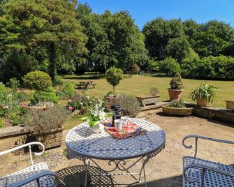 Garden Cottage - Burford - Patio