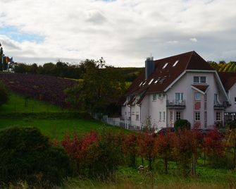 Hotel & Restaurant Castell - Leinsweiler