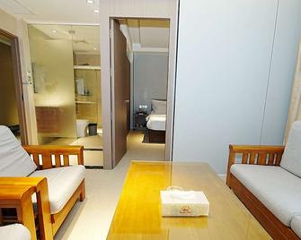 pristinehotel - Manila - Living room