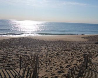 3 Br Salisbury Beach Ocean Front Home - Salisbury - Strand