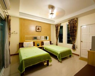 Baan Suan Resort Juree Punsuk - Suphan Buri - Habitación