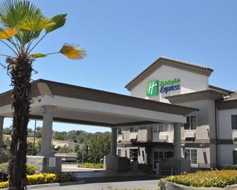 Holiday Inn Express & Suites Jackson - Jackson - Gebäude