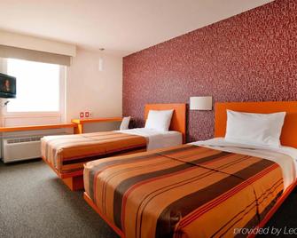 City Express Junior by Marriott Tijuana Otay - Tijuana - Phòng ngủ