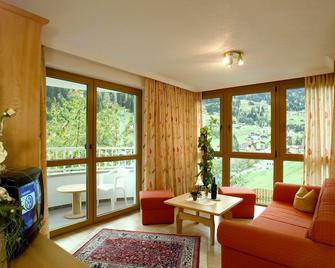 Hotel Garni Bergwelt - See - Huiskamer