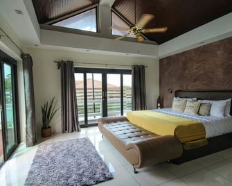Resona Pool Villa by Aonanta Group - Ao Nang - Habitación