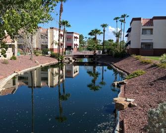 2bedroom2bathcondo Abovepool Second Floor No One Above - Surprise - Pool