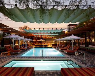 Rise Uptown Hotel - Phoenix - Pool