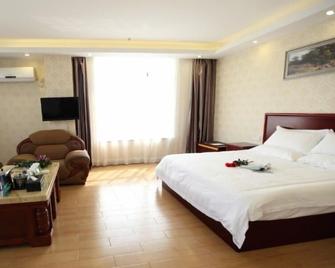 Greentree Inn Danshui - Huizhou - Bedroom