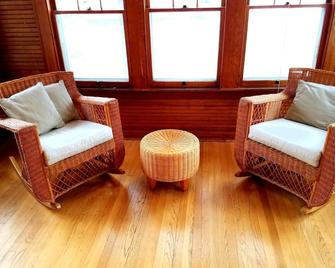 Franklin Manor Bed And Breakfast - Saranac Lake - Obývací pokoj