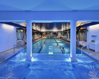 Seehotel Pilatus - Hergiswil - Pool