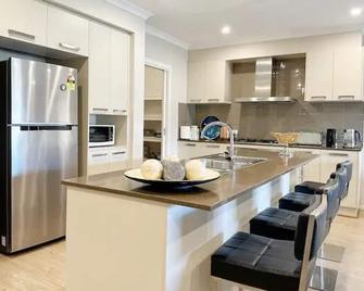 Blue Breeze - Torquay - Kuchyň