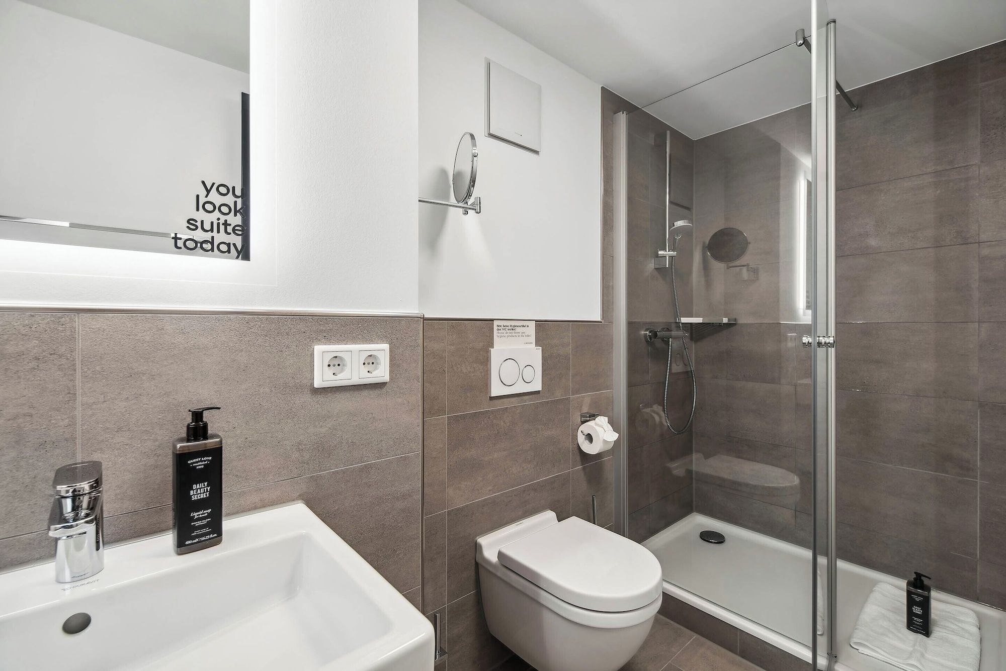 limehome Kassel Wilhelmsstraße - Kassel - Bathroom