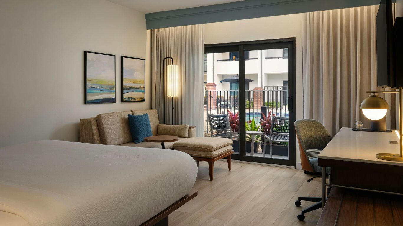 Courtyard by Marriott Orlando Airport