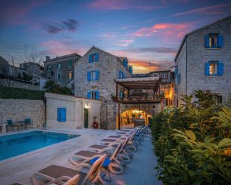 Hotel Agava Split - Split - Piscina