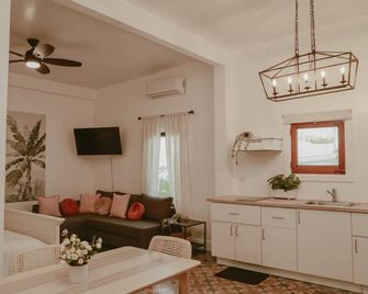 Maison Rouge - Room 3 - Christiansted - Soggiorno