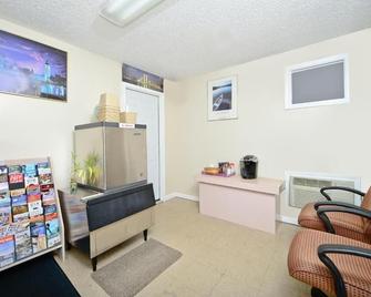 Best Way Inn - Middlefield - Sala de estar
