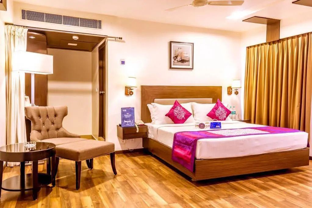 OYO 8770 Hotel Ramachandra Ridge - Visakhapatnam - Soveværelse