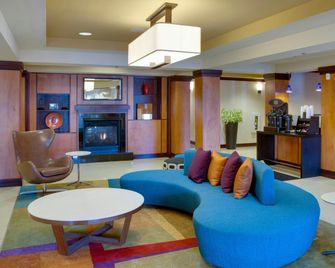 Fairfield by Marriott Inn & Suites Melbourne West/Palm Bay - Melbourne - Wohnzimmer