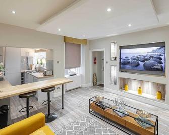 Craignish Apartments - Falkirk - Lounge