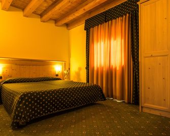 Hotel Dall'Ongaro - Prata di Sopra - Habitación
