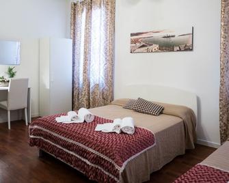 Backpackers House Venice - Hostel - Venedig - Schlafzimmer