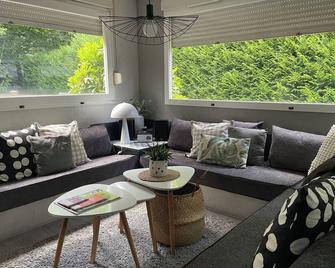 Ile Aux Pies Home 4 People - Redon - Living room