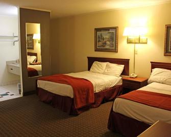 Lake View Inn & Suites - Florence - Schlafzimmer