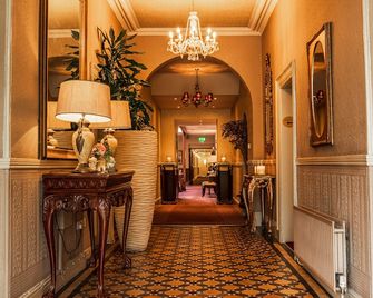 Summerhill House - Wicklow - Hallway