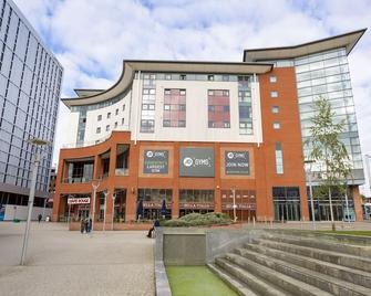 Belgrade Plaza Serviced Apartments - Coventry - Building