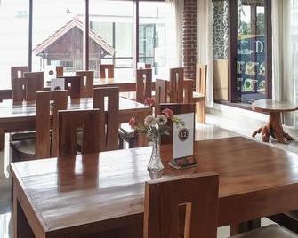 Defada Village Bromo at Desa Wisata Bromo Mitra RedDoorz - Sukapura - Restaurant