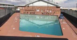 Superlodge Motel - El Paso - Bể bơi