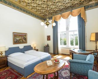 Hotel Regina - Viena - Quarto