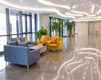 Greentree Eastern Rizhao High Speed Railway Station Hotel - Rizhao - Salónek