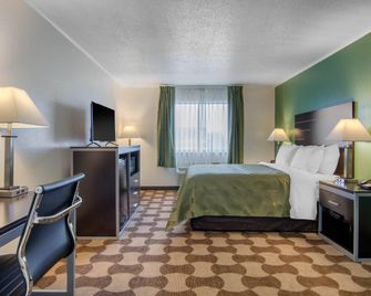 Quality Inn Russell - Russell - Ložnice