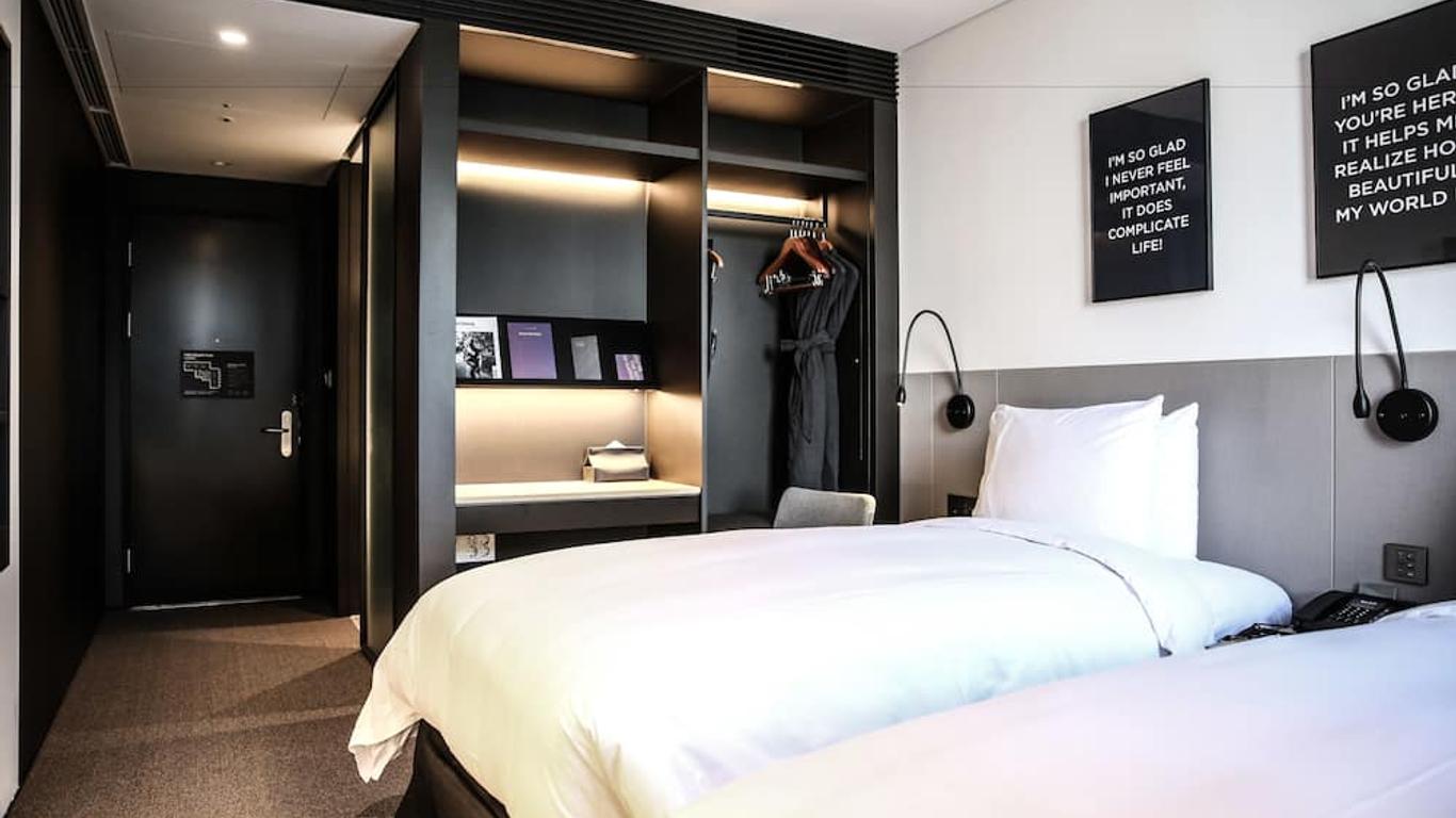 Glad Gangnam Coex Center