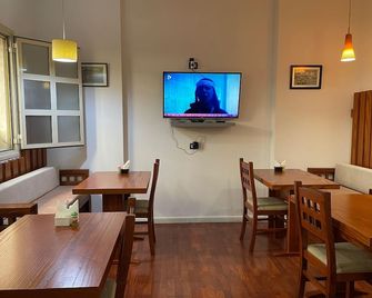 سيتي 5 هوتل - تيرانا - مطعم