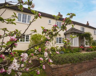 No.1 Mulsford Cottage - Malpas - Building