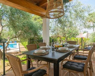 Villa Blanca - Cala Ferrera - Patio